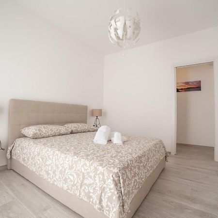 Casa Martina By Home080 - Puglia Mia Apartments โมโนโปลี ภายนอก รูปภาพ